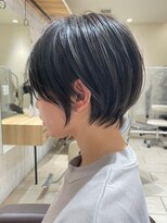 ティダスマイル(tida smile) 似合わせカット_大人かわいいショート_くすみブルー
