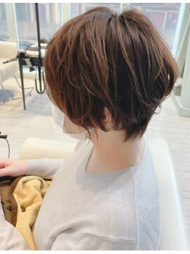 デイジー(Daisy) 20代30代40代　Daisy浅沼