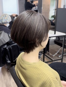 ヴィフ 大船(VIF) 白髪ぼかし脱白髪染めショートヘアショートボブカットハイライト