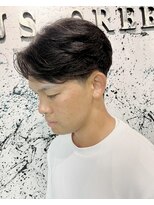 オーパスクリエ (OPUS CREER)&nbsp;夏オススメ！！2ブロック刈り上げ前下がりセンターパート！