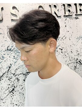 オーパスクリエ (OPUS CREER) 夏オススメ！！2ブロック刈り上げ前下がりセンターパート！