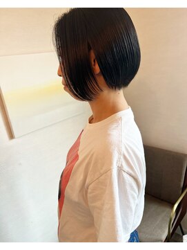 ブランココ(BlanCoCo) 前下がりショートヘア