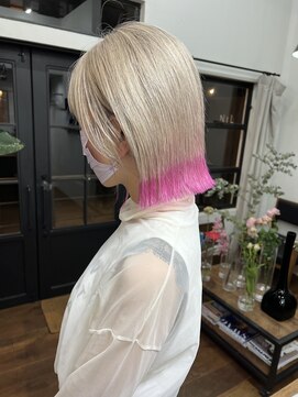 ニル(NiL) 切りっぱなし　ホワイトベージュ×ピンク