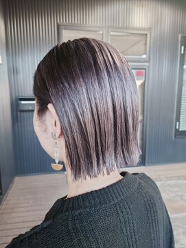 ルシードスタイル リム(LUCIDO STYLE Rim) グレーバイオレット×切りっぱなしボブ