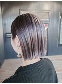 グレーバイオレット×切りっぱなしボブ