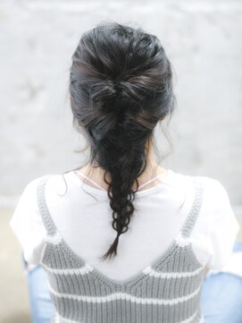 スラージュ 大森(soulage) ＼シンプル編み込みアレンジ／愛されヘアセット