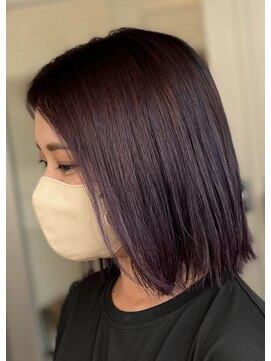テーラヘアー 五井(TELA HAIR) ブリーチ×バイオレットカラーのボブスタイル
