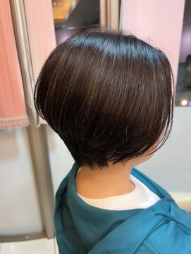 エムタニグチブランシェ(M.TANIGUCHI Branche') ハイライトショートボブ