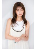 顔まわりレイヤーウルフミディアム