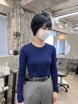 リラ バイ クオーレ(LIRA by CUORE)&nbsp;パッツンショート