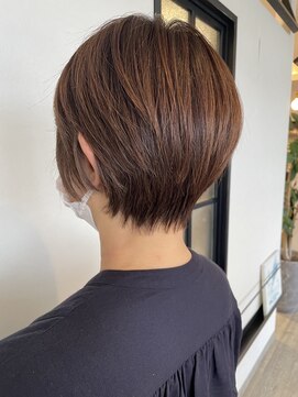 毛髪強化で作るお手入れ簡単ショート