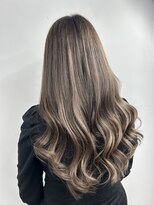 ベルグローアルファ(BELLE GROW ALPHA) レイヤーカット/ミルクティーグレージュ/ダブルカラー/エクステ