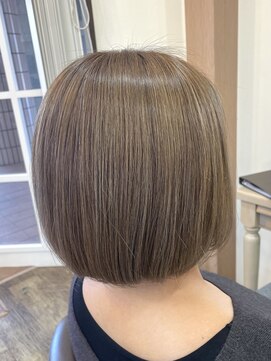 アルターリール(aL ter Rire) クラゲヘアー/小顔/ココアベージュ/オリーブグレー/中村