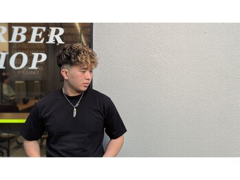 クフィア メンズヘアー カンポ 天王寺店(CUFFIA MEN'SHAIR CAMPO)の写真/【天王寺徒歩5分】高い技術力と提案力でONもOFFもキマる！フェードやパーマで周りと差がつくスタイルに☆