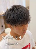 刈り上げセンターパート/波巻きツイストスパイラル/南堀江