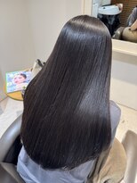 ルーム(room)&nbsp;「思わず触れたくなるツヤ髪ストレート♪