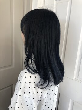 ロンドアベニール 北千住(Lond avenir) namie　ダブルカラーで染めるネイビーブルー