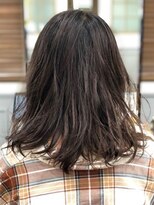 ミーティア バイ クアトロ(Meteor By QUATRO)&nbsp;赤味を抑えたアッシュベージュ