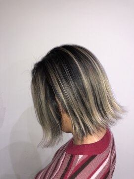 ルナアトリエ(runa atelier) ホワイトバレイヤージュ