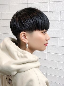 ファミリア(familiar) ハンサムショート
