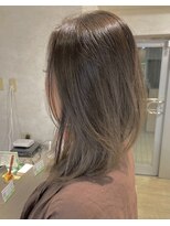 スチャステニィーバイルミ 日ノ出町店(Stastny by Lumi) 大人可愛い20代30代40代艶髪スタイル大人ヘルシー