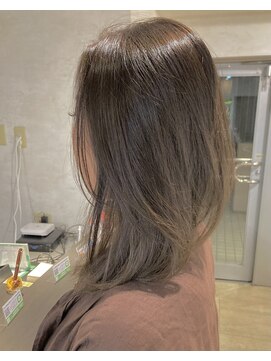 スチャステニィーバイルミ 日ノ出町店(Stastny by Lumi) 大人可愛い20代30代40代艶髪スタイル大人ヘルシー