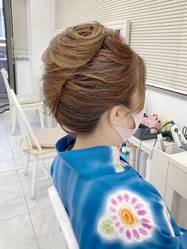 リサ 恵比寿(risa.) 浴衣にも☆夜会巻き