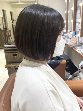 ネオリーブ クタ 町田店(Neolive kuta) 【Neolivekuta町田店】切りっぱなしボブ