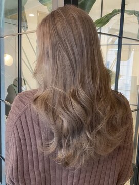 ラヴィズム 名駅店(LUVISM) 10代20代30代ミルクティーベージュダブルカラーケアブリーチ
