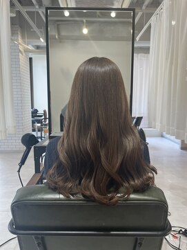 トリムバイエンヴィ(tlim by ENVY) ナチュラルグレージュ