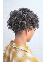 ノミネーション(Nomination)&nbsp;スパイラルパーマ×ハイライト