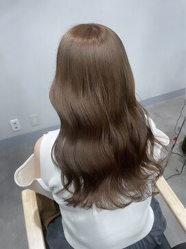 オグジュアリー 表参道(aux.) ミルクティーベージュ【ayame】（表参道/青山）