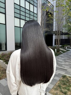 レックスヘアーインターナショナル(ReX HAIR INTERNATIONAL) 【山嵜　栞】艶髪/髪質改善/心斎橋