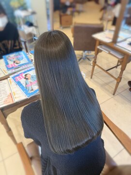 フォルテ 藤枝エピ店 オリーブグレージュカラー