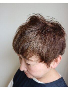 ヘア アトリエ マム(hair atelier mum) 白髪ぼかしマッシュ