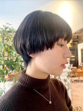 ラーサ(LaHzA) 大人ショートボブマッシュショート丸みショートハンサムショート