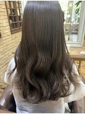 ミルクティーベージュ