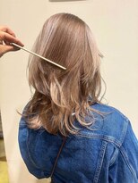 バディヘア ルーツ(BUDDY HAIR ROOTS)&nbsp;ホワイトベージュ ×ブラウン　ブロックカラー
