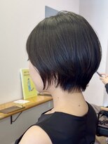 ソルト(Salt) 丸みが可愛いコンパクトショートボブ/小顔ヘア/透明感