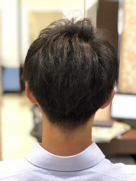 クアトロ 小山店(QUATRO) ツーブロック