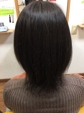 美容室ブロッサム カット+ハホニコトリ-トメント