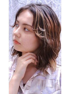 ラウレア(LAULEA) コテ巻き風ボブパーマ10代20代30代・愛されヘアモテ髪