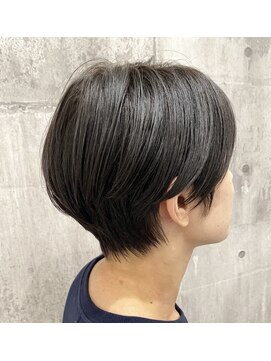 ビスポーク(BESPOKE) 20代30代40代小顔ハンサムサイド2セクション×ショート