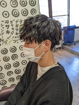 コワファーストナガサキシャンプーボーイ(COIFF1RST NAGASAKI SHAMPOO BOY) vマッシュ×ツイストスパイラルパーマ