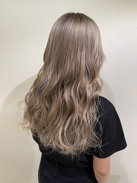 リー 枚方(Lee) 【高階】ハイトーンベージュ