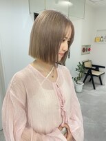 ヴィア(Via)&nbsp;ミルクティーベージュカラー×切りっぱなしボブ