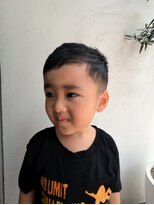 アン(Hair make un)&nbsp;キッズカット