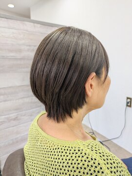 ラヴィリス バイ レム(Raviliss by rem) 耳かけショートボブ