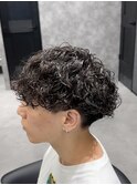 刈り上げマッシュ×波巻きパーマ