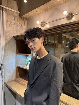 メンズココ 日本橋店(MENS COCO) フェザーパーマ　センターパート